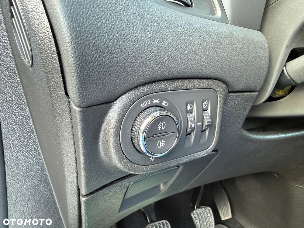 Opel Zafira 1.4 Turbo Active - 32