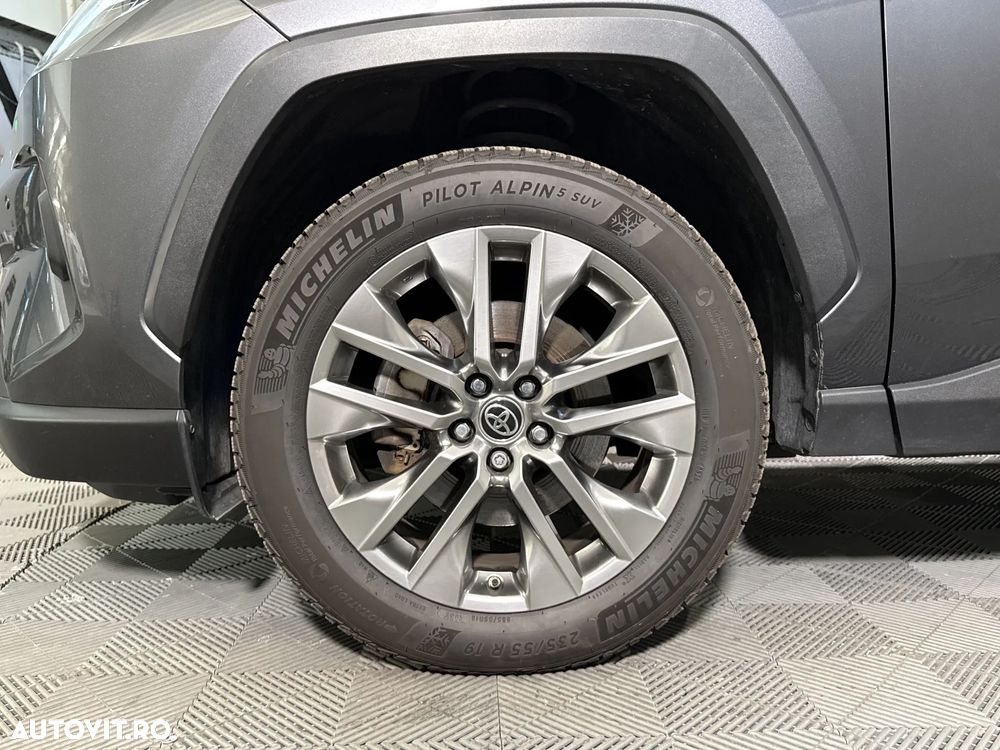 Toyota RAV4 - 15