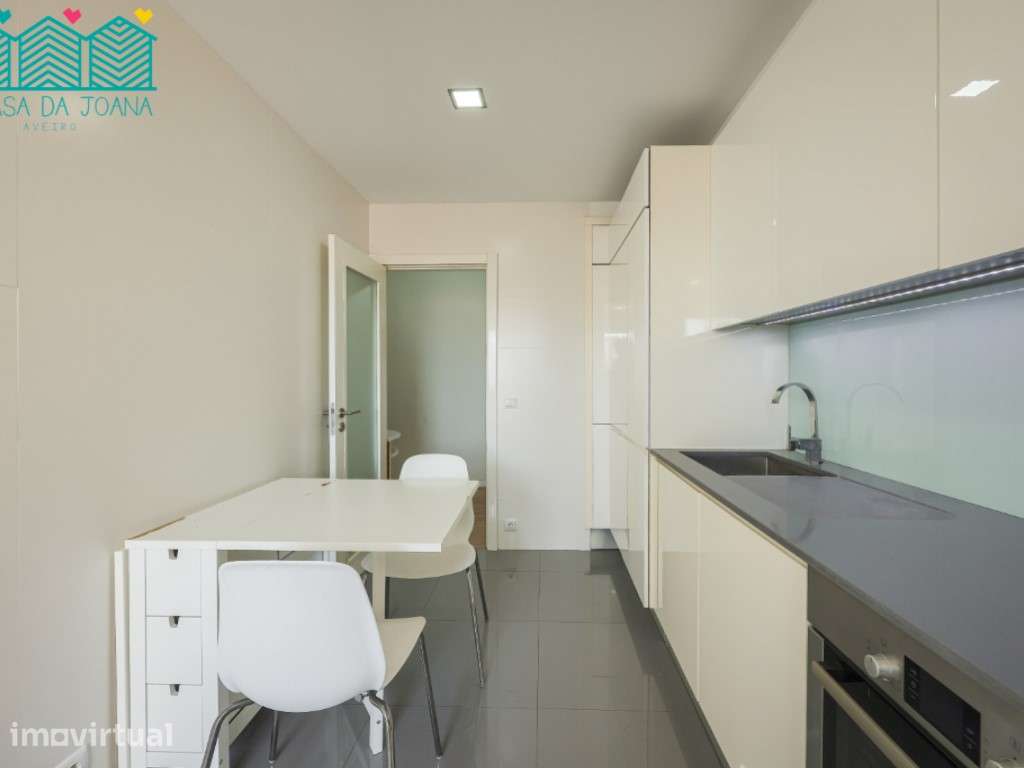 Apartamento T2+2 Duplex em Aveiro - Grande imagem: 4/36