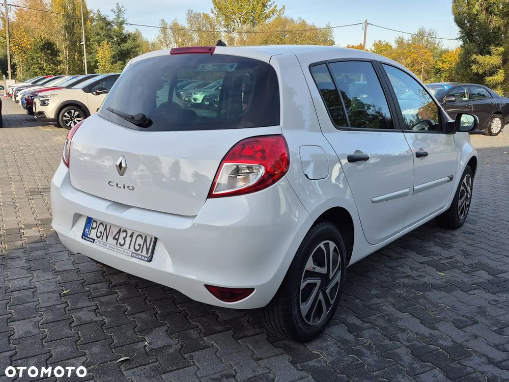 Renault Clio 1.5 dCi Dynamique - 12