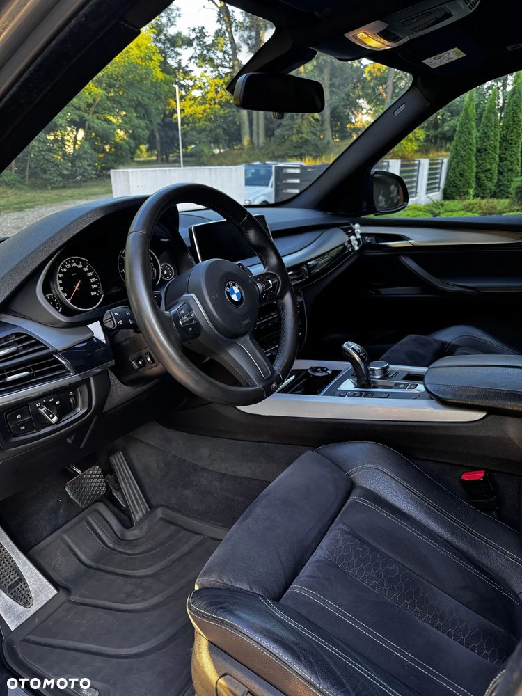 BMW X5 xDrive25d - 11
