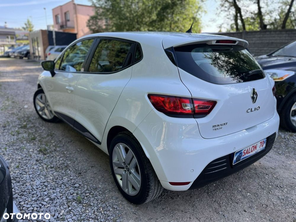 Renault Clio - 10