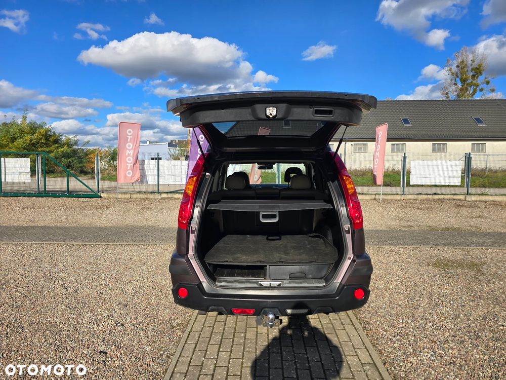 Nissan X-Trail 2.0 dCi LE - 12