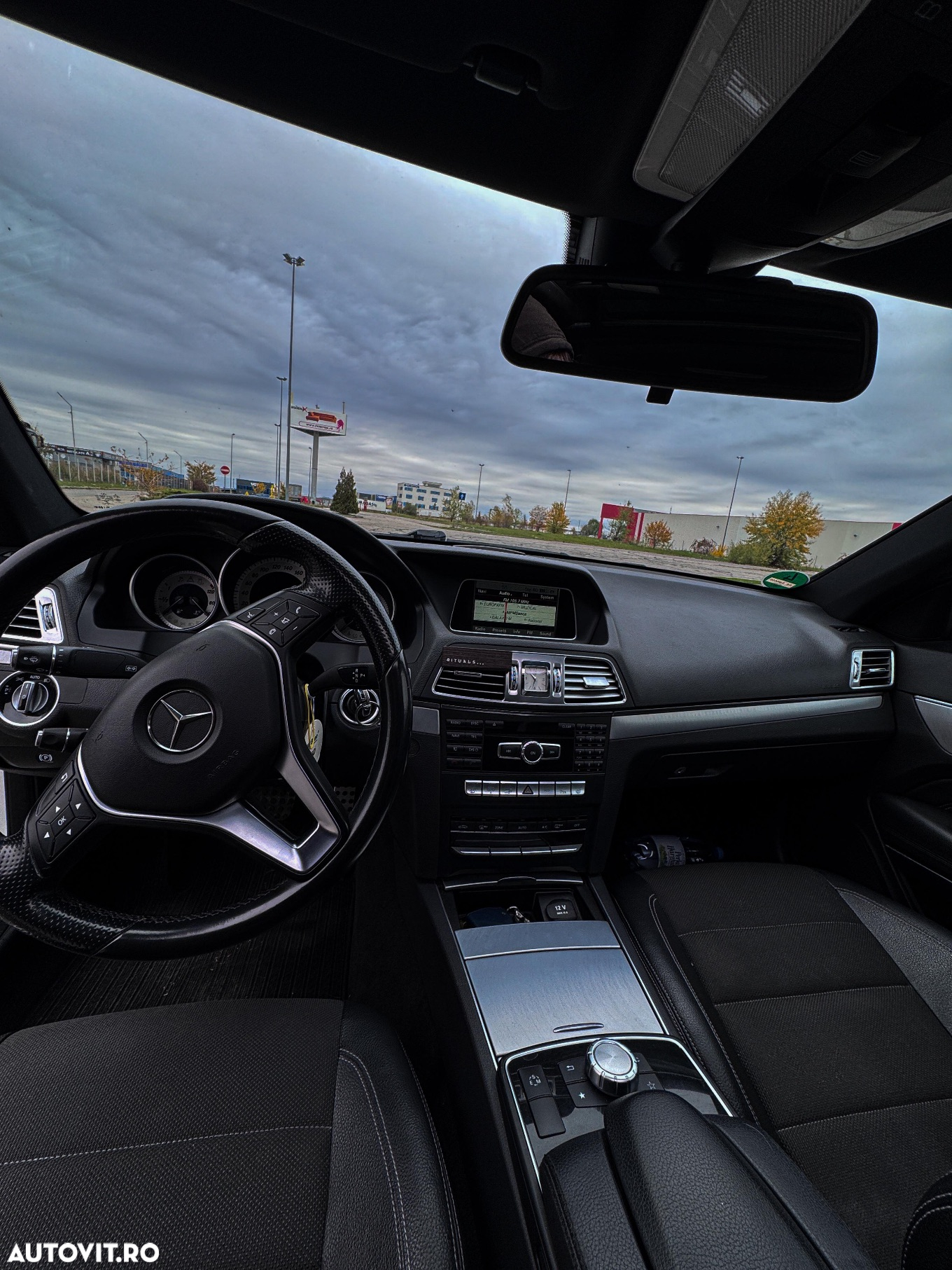 Mercedes-Benz E 200 Coupe 7G-TRONIC Sport Edition - 6