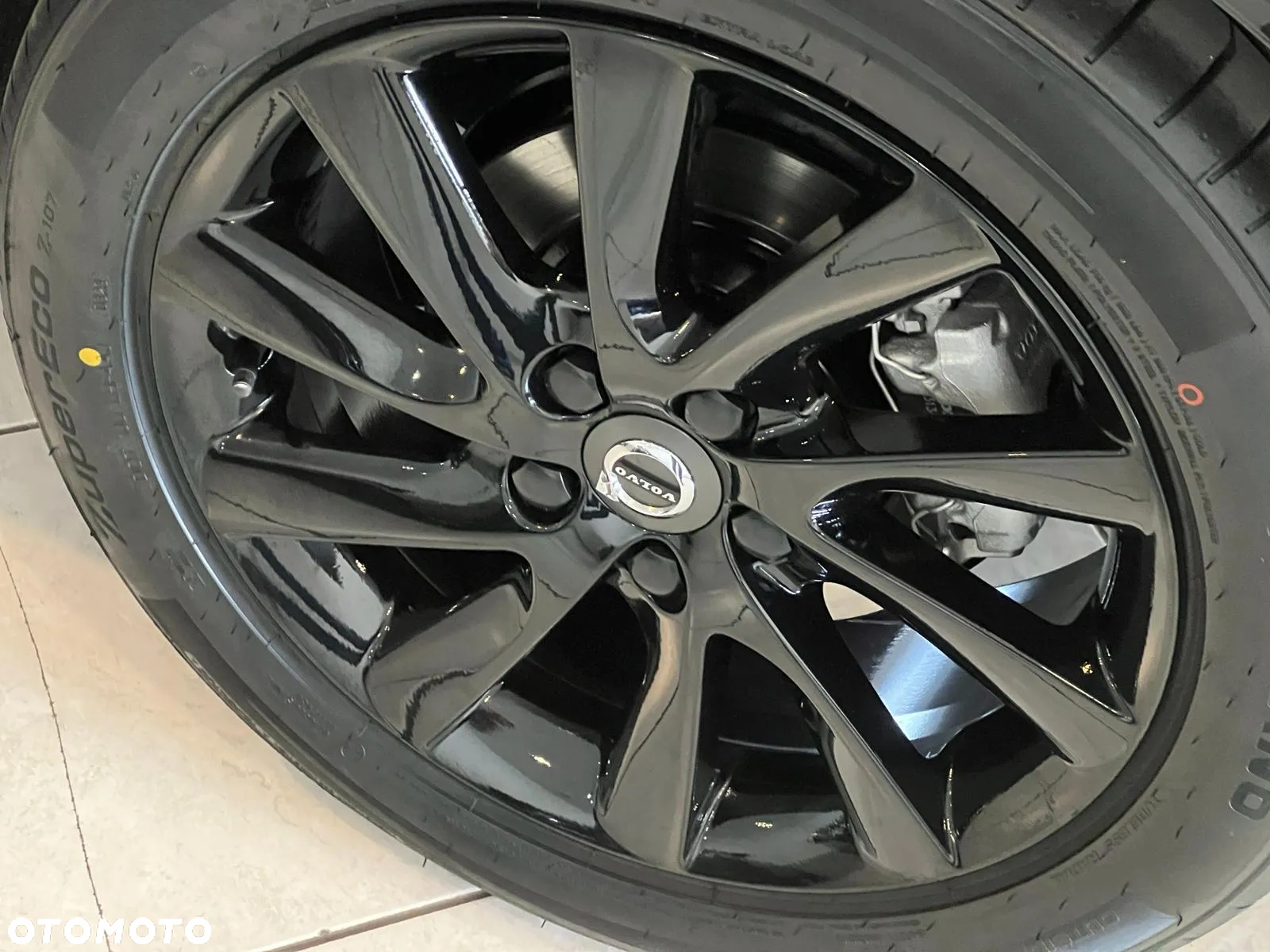 Volvo V40 D3 Geartronic RDesign - 32