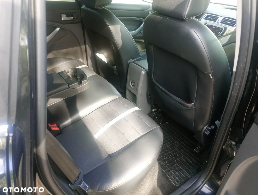 Ford Kuga 2.0 TDCi 4x4 Trend - 9