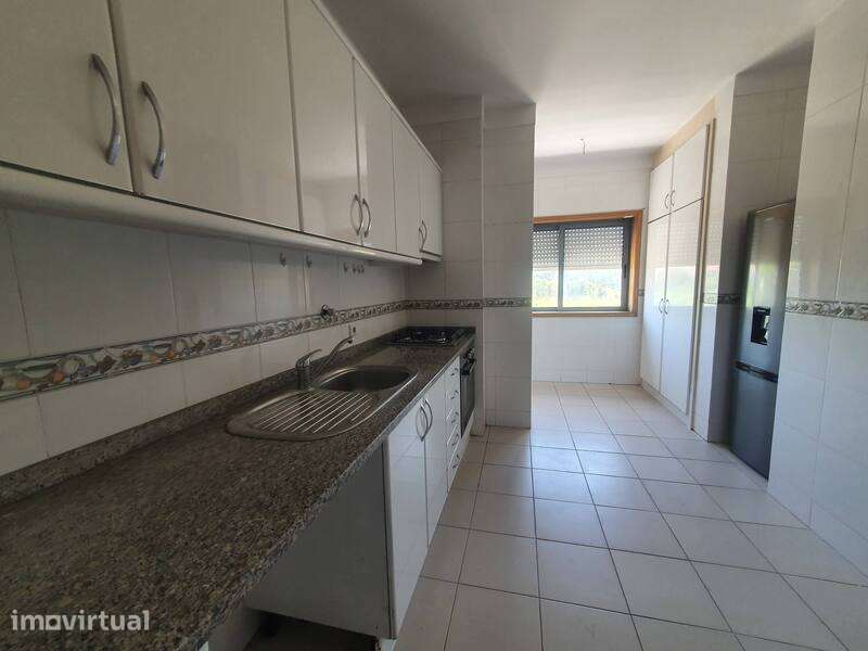 Apartamento T2 em Rio Tinto com 116m² com Varanda - Grande imagem: 5/14
