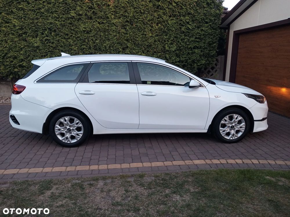 Kia Ceed 1.5 T-GDI M - 9