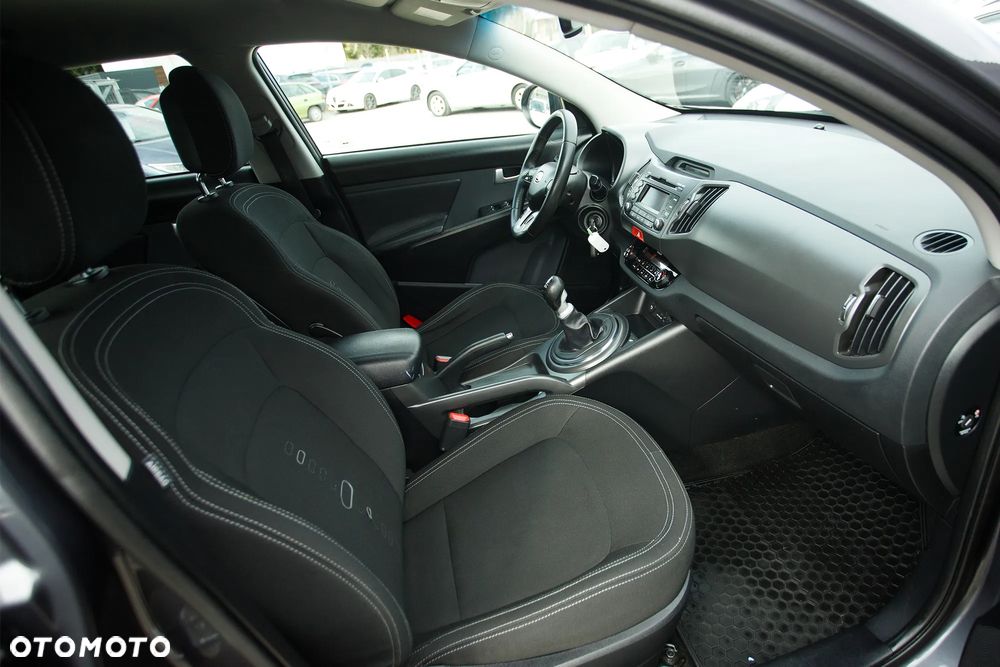 Kia Sportage 1.6 GDI Business Line L 2WD - 29