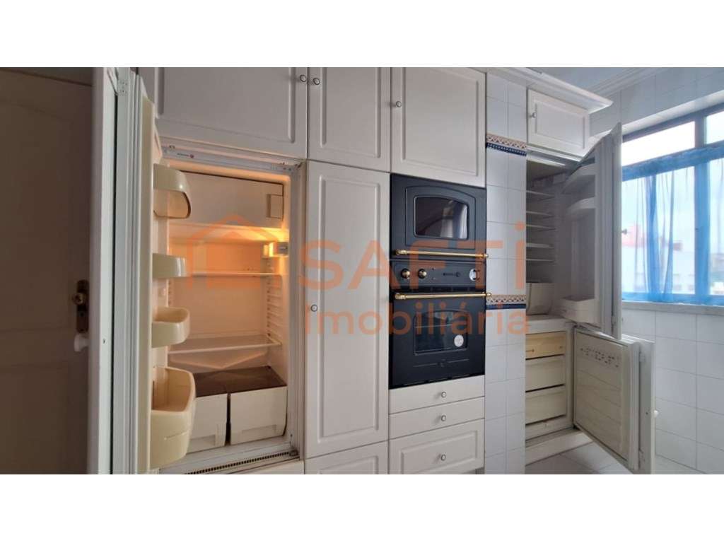APARTAMENTO T5, Grandiosa oportunidade de sonho em LEIRIA - Grande imagem: 5/38