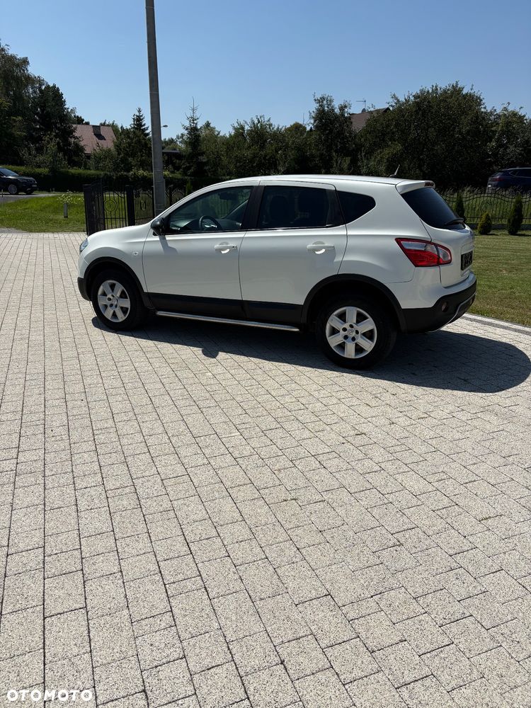 Nissan Qashqai 1.5 dCi DPF acenta - 6