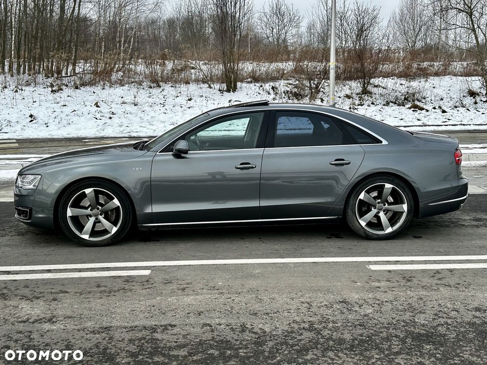 Audi A8 4.2 TDI DPF (clean diesel) quattro tiptronic - 8