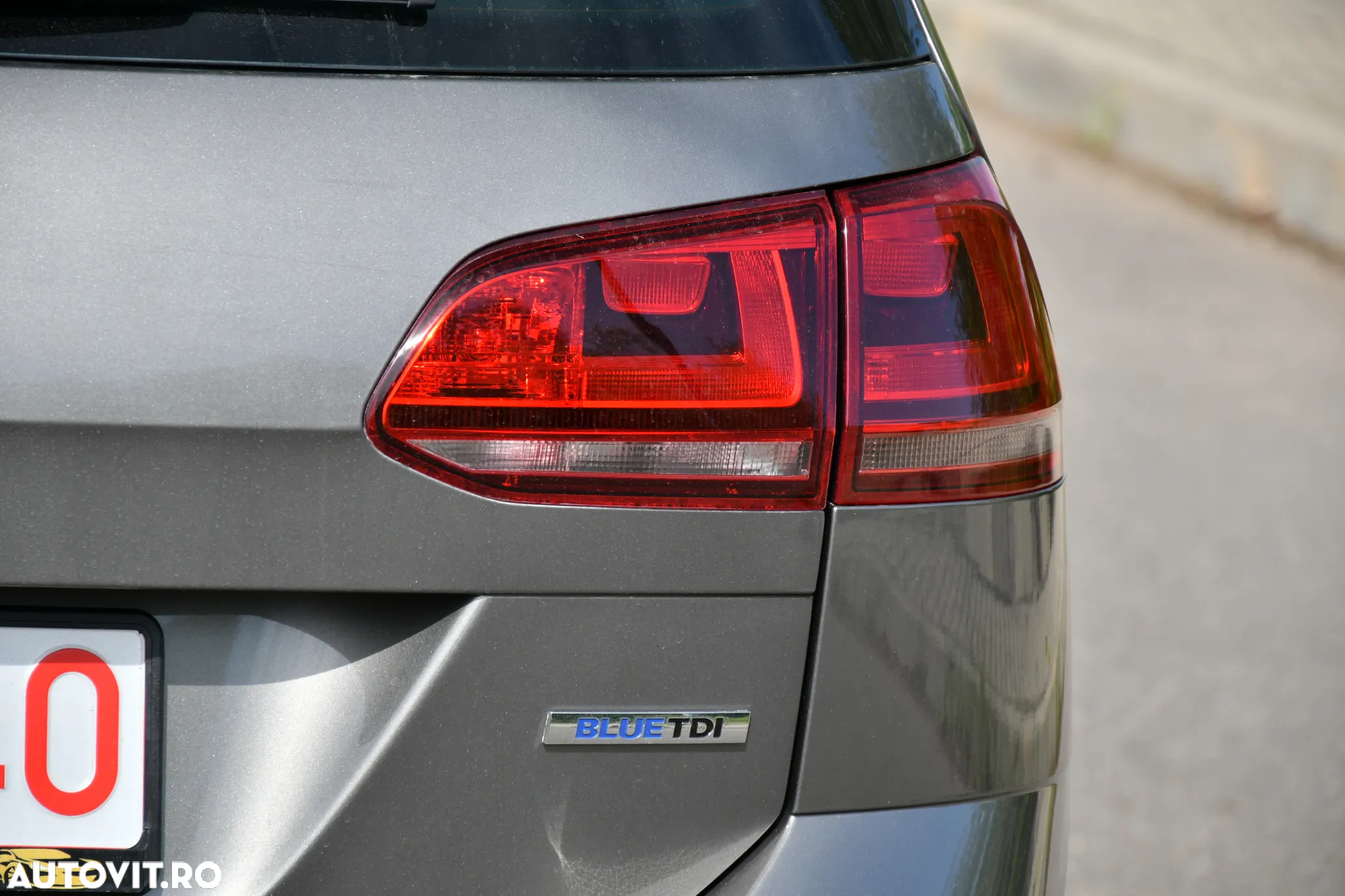Volkswagen Golf 1.6 TDI DPF BMT Highline - 10