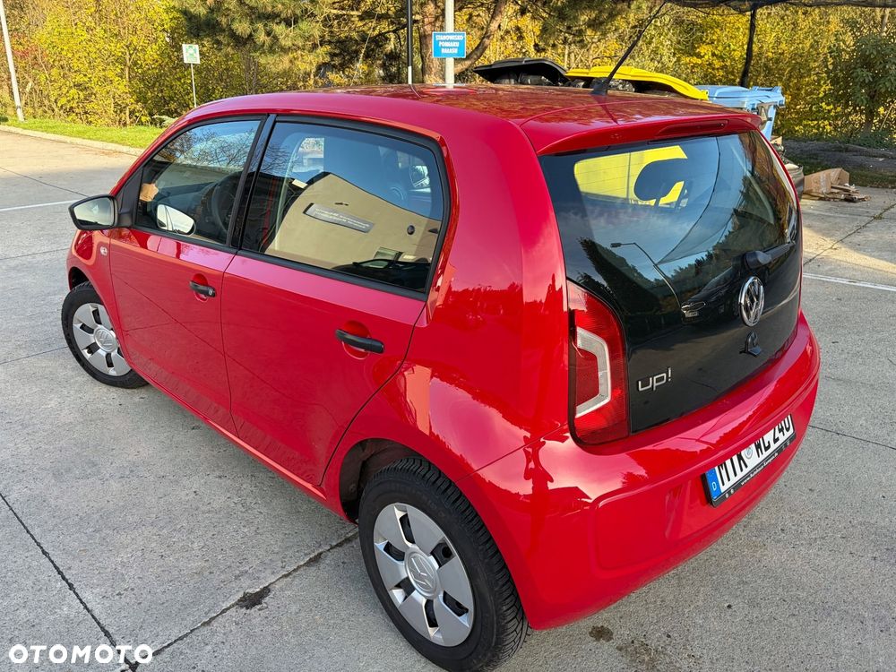 Volkswagen up! take - 3