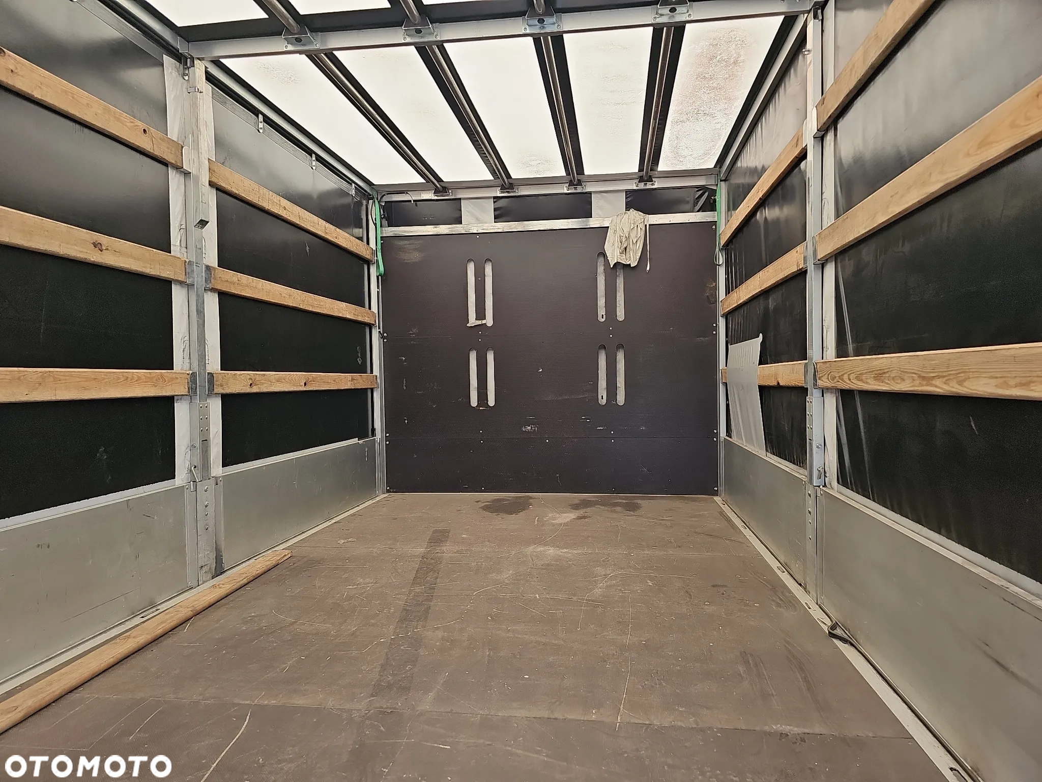 Iveco Daily 35-180 - 16