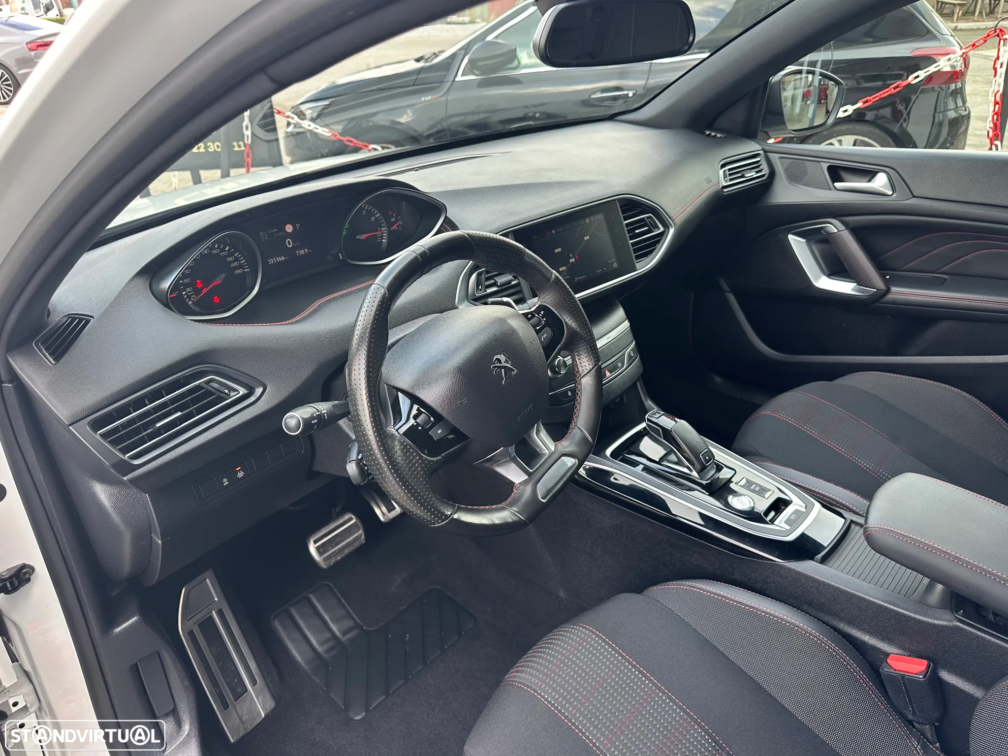 Peugeot 308 PureTech 130 EAT8 GT - 17