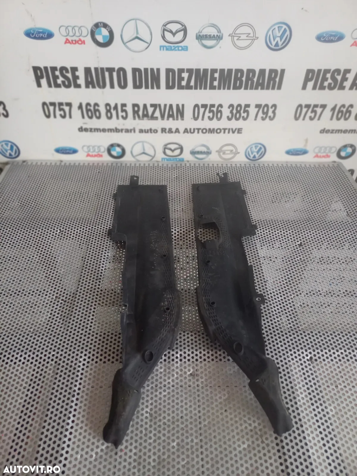 Capac Protectie Grila Stergatoare Audi A8 4H D4 An 2010-2011-2012-2013-2014-2015-2016-2017 Volan St - 4
