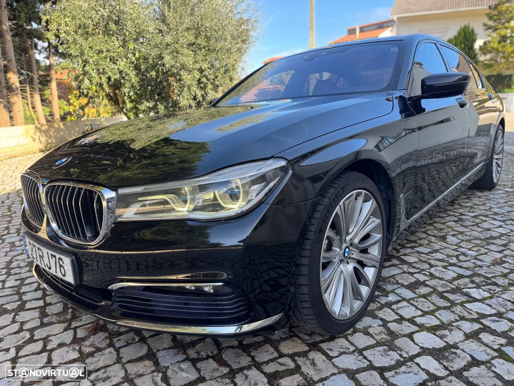 BMW 740 Ld xDrive Pack M - 29