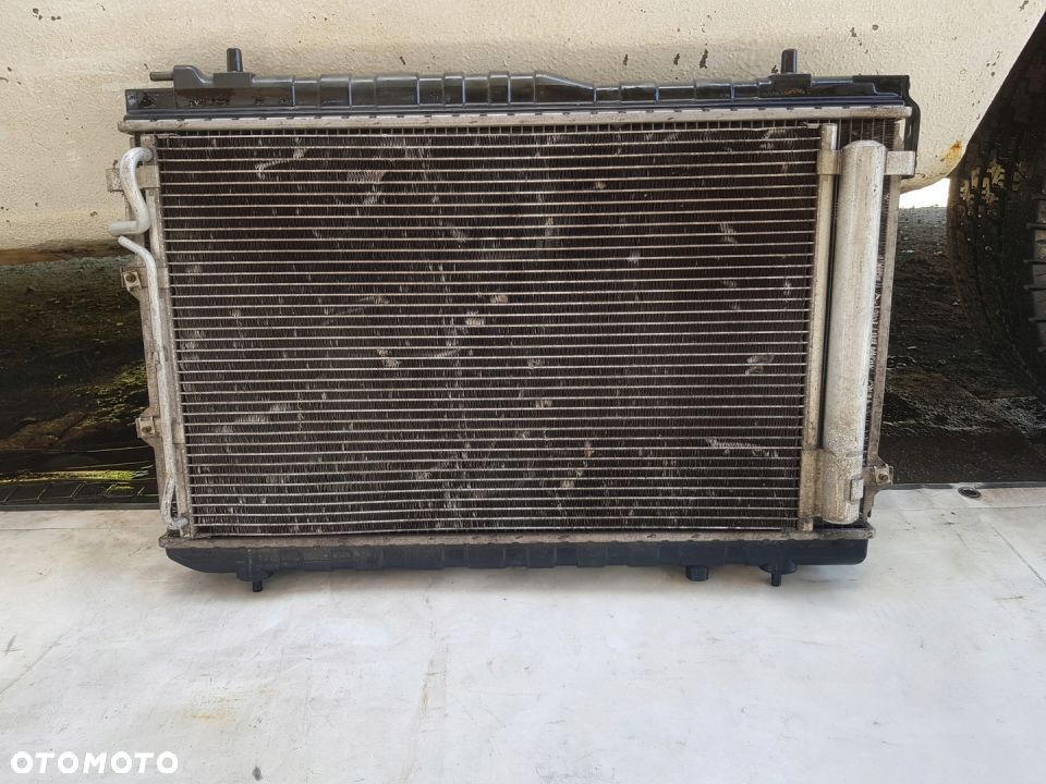 chłodnica wentylator Kia Cerato 1.6 - 1