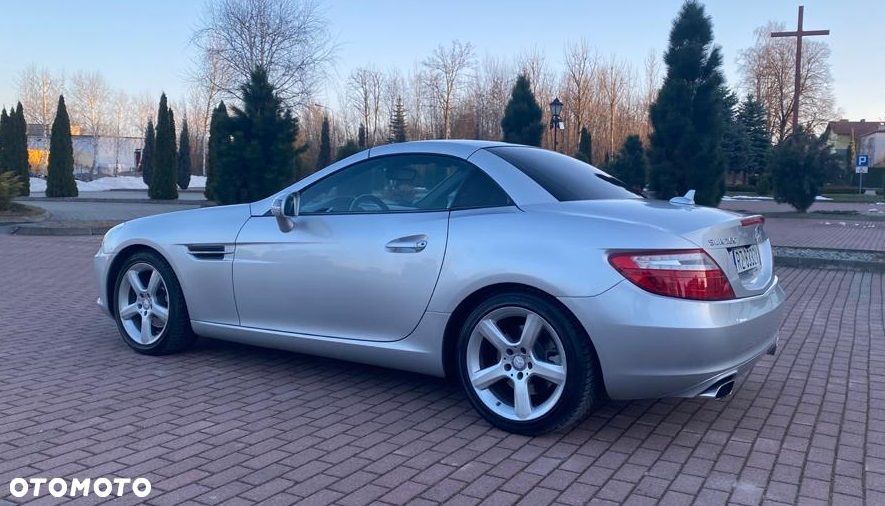 Mercedes-Benz SLK 250 CGI - 31