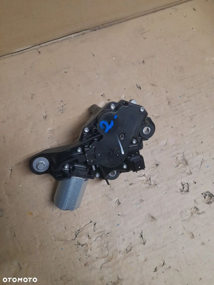 SILNICZEK WYCIERACZKI TYŁ RENAULT nr 0390201856 - 2