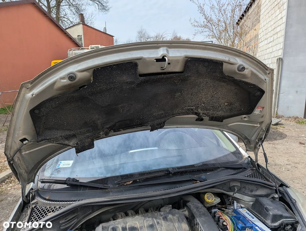 Peugeot 207 2006 1.4 i 16v 90 na części - 10