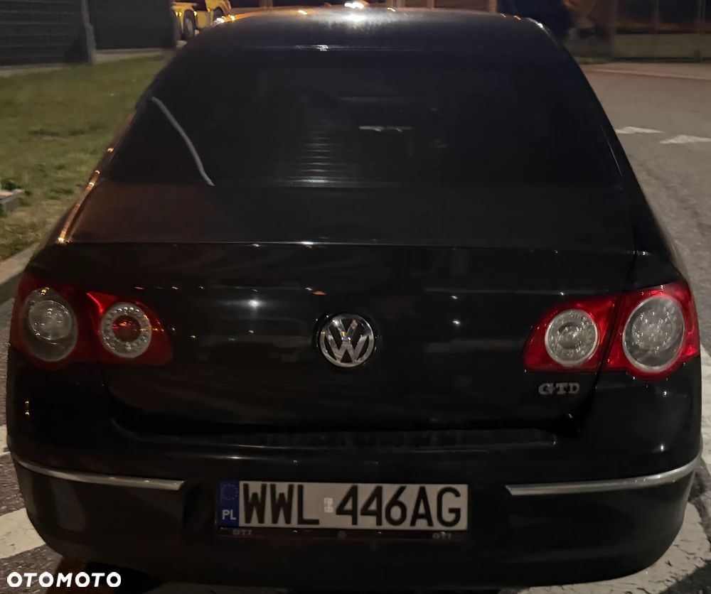 Volkswagen Passat 2.0 TDI DPF Highline DSG - 5