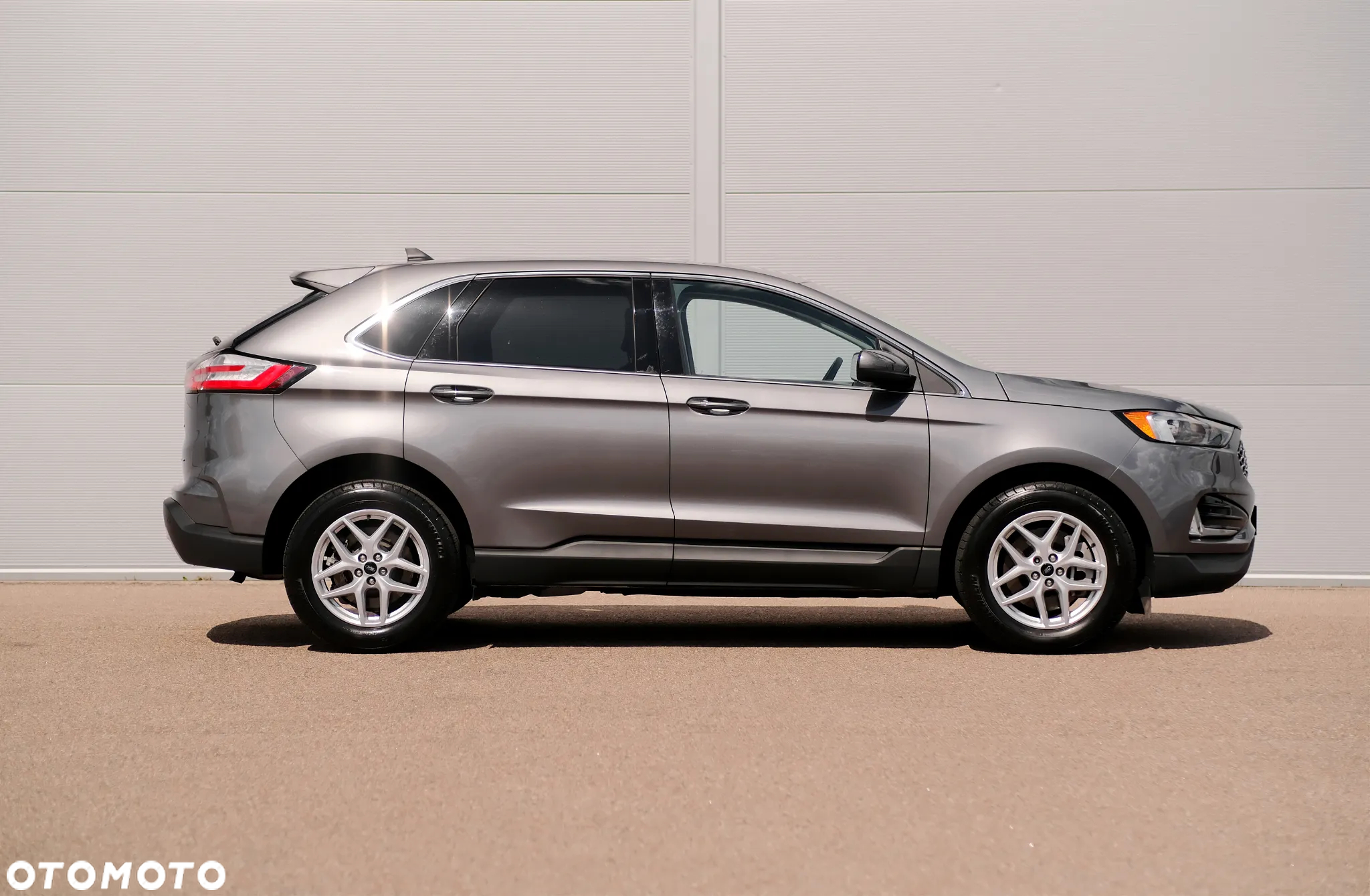 Ford Edge - 12