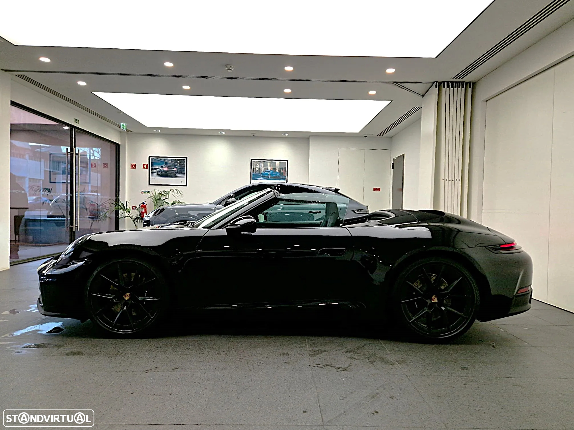 Porsche 911 (992) Carrera - 15