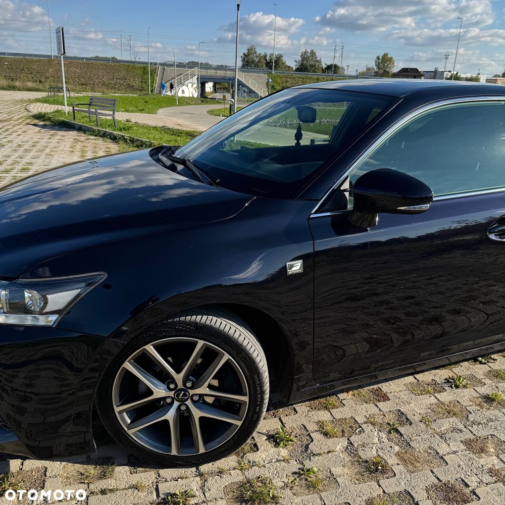 Lexus CT 200h F Sport - 6
