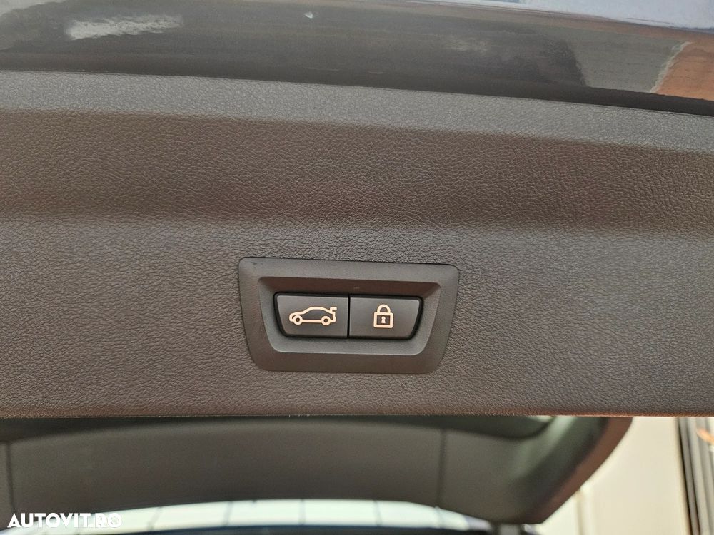 BMW X3 xDrive30e AT PHEV - 14