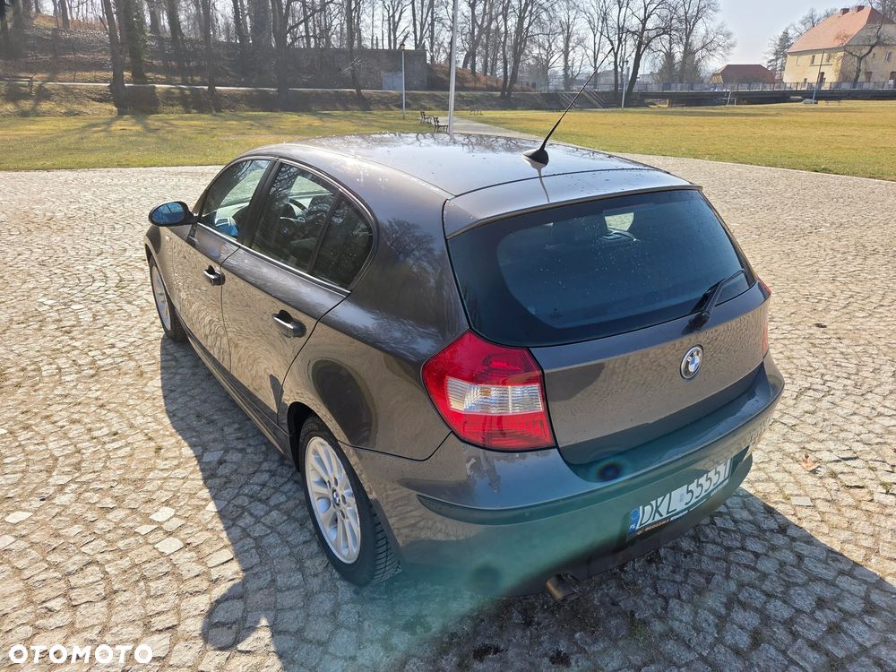 BMW Seria 1 118d - 6