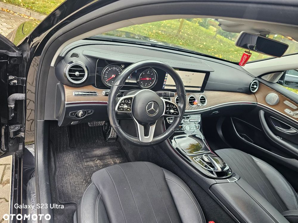 Mercedes-Benz Klasa E 220 d Business Edition 9G-TRONIC - 20