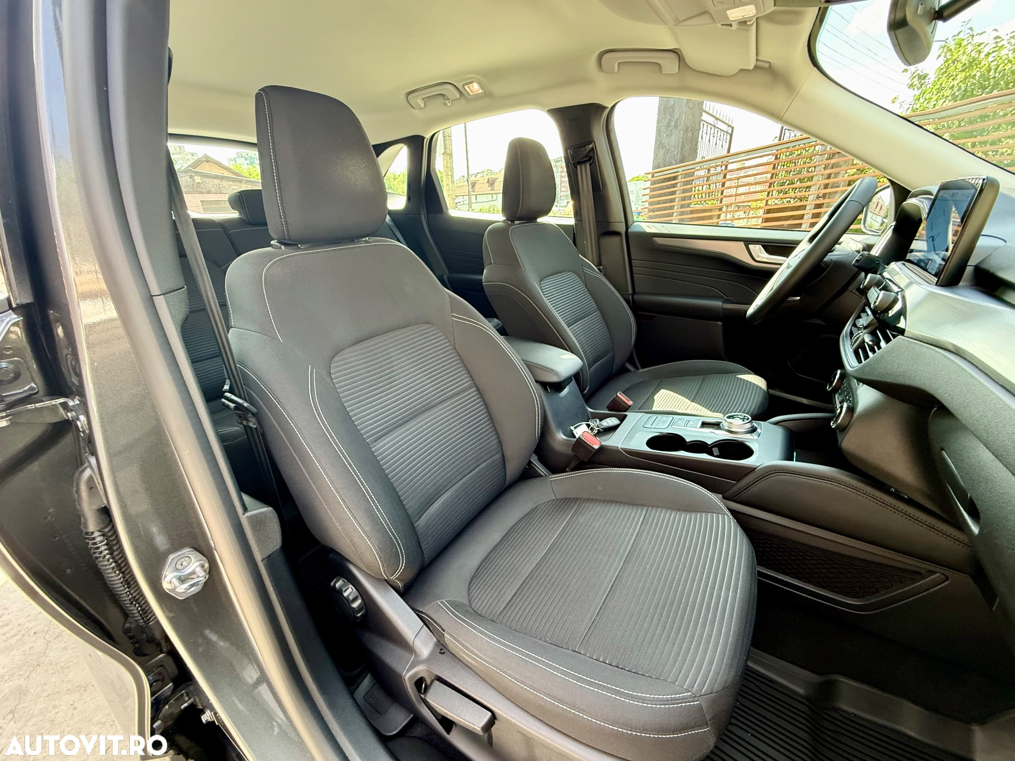 Ford Kuga 2.5 Duratec FHEV AWD Titanium - 30