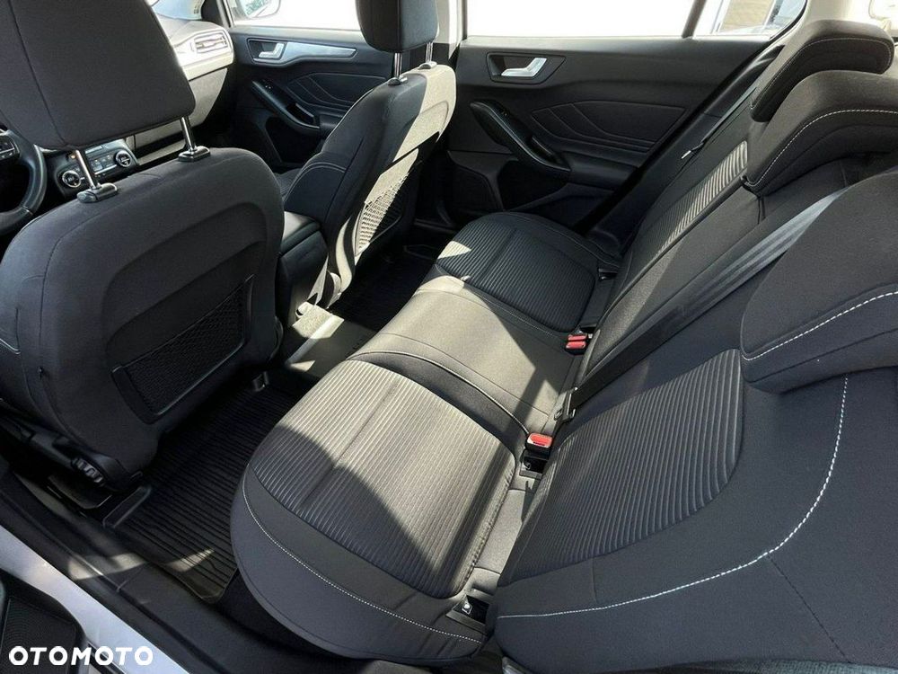 Ford Focus SW 2.0 EcoBlue Titanium Business - 15