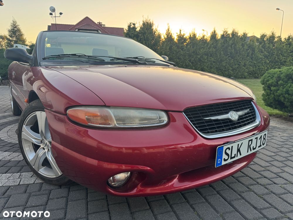 Chrysler Stratus LE 2.0L - 1