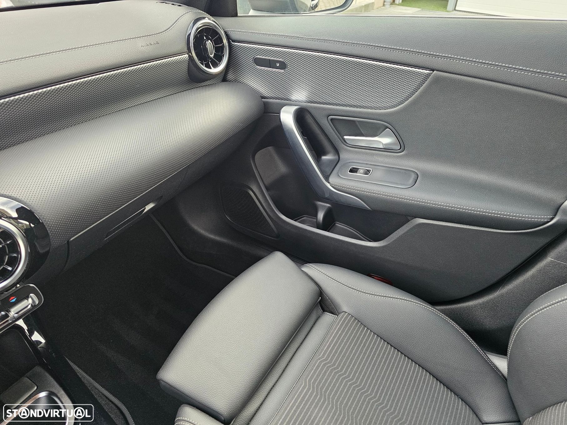 Mercedes-Benz CLA 180 d Shooting Brake Progressive - 31