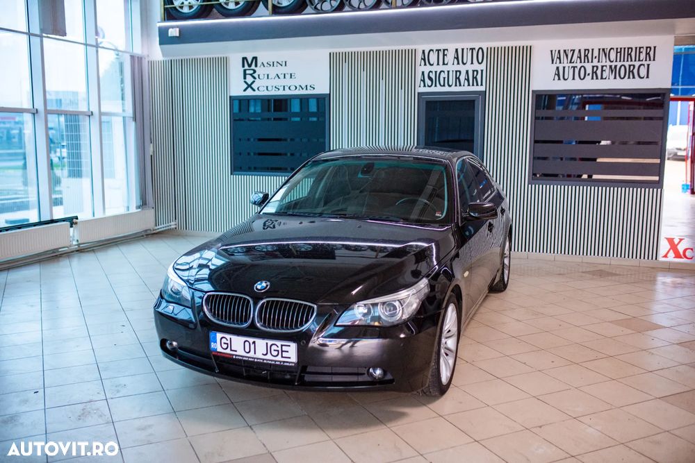 BMW Seria 5 520iA - 2