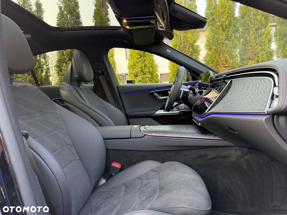 Mercedes-Benz Klasa E 220 d 4-Matic AMG - 31
