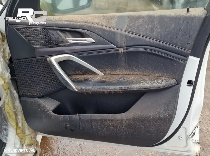 BMW X1 iX1 xDrive 30 Elétrico para peças - 12