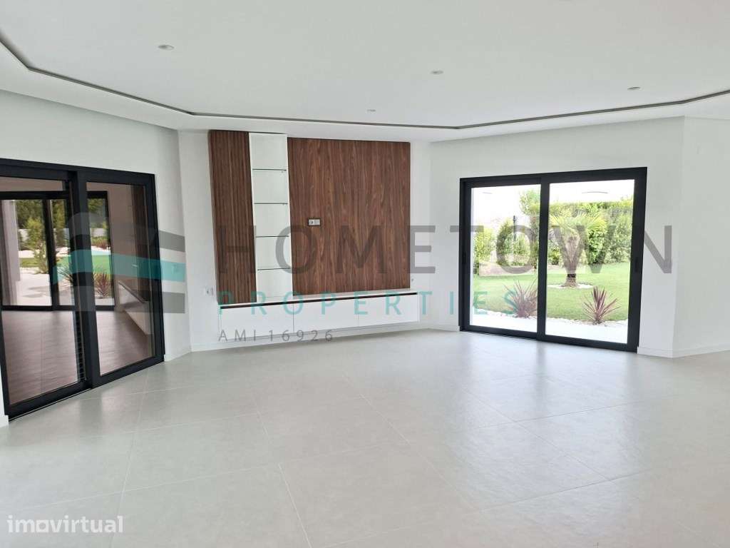 Moradia de Luxo V4 - Localização Privilegiada em Vilamoura - Grande imagem: 4/40