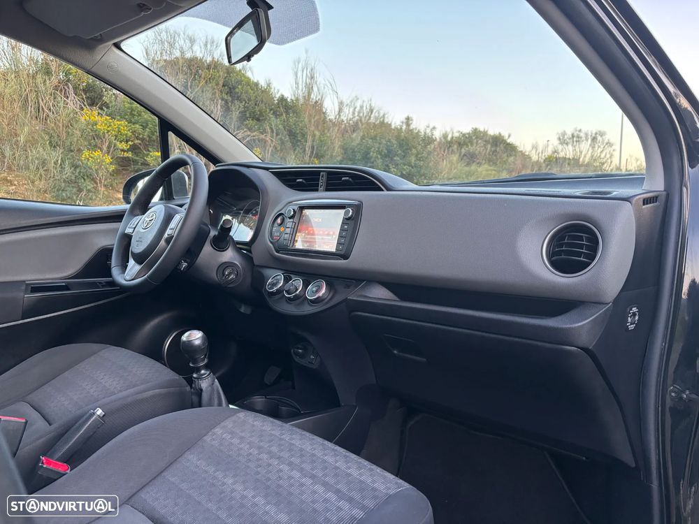 Toyota Yaris 1.4 D-4D Comfort+P.Style - 25