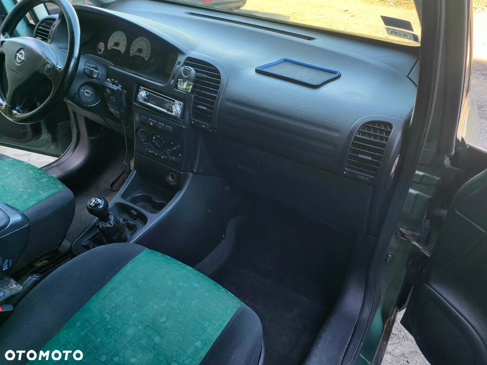Opel Zafira 1.8 16V Elegance - 4