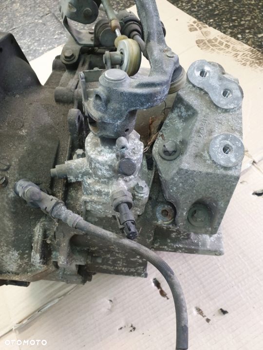 SKRZYNIA BIEGÓW OPEL VECTRA C 1,9CDTI F40 - 5