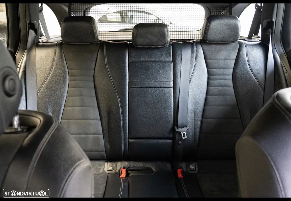 Mercedes-Benz E 220 d AMG Line 7L - 15