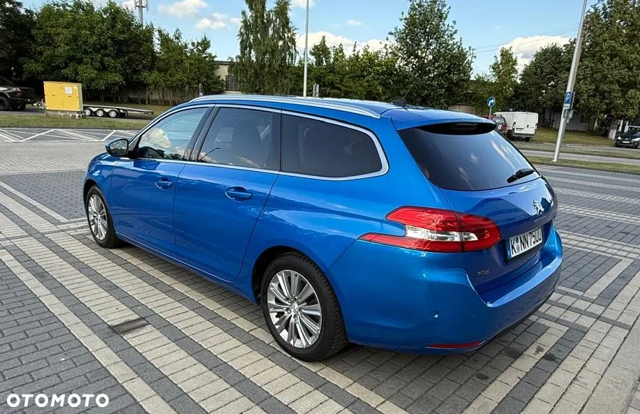 Peugeot 308 SW BlueHDi 130 Allure - 14