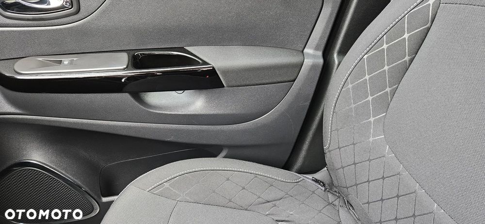 Renault Captur - 29
