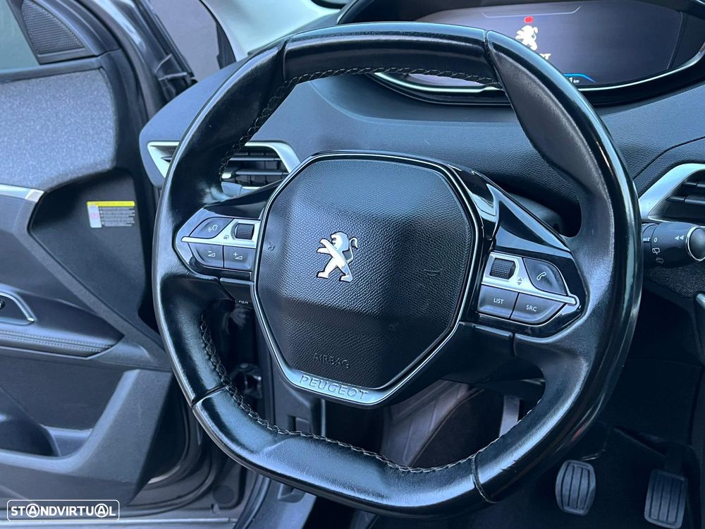 Peugeot 5008 1.5 BlueHDi Allure - 19