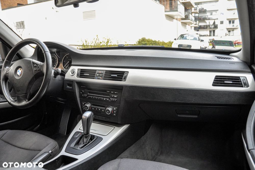 BMW Seria 3 - 10
