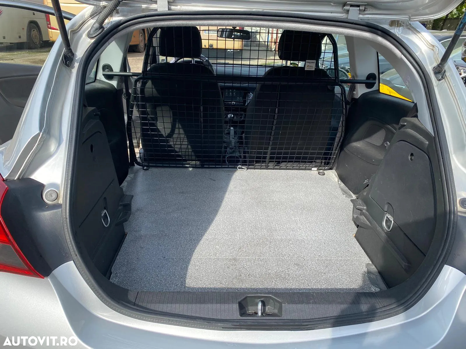 Opel Corsa 1.4 Innovation - 9